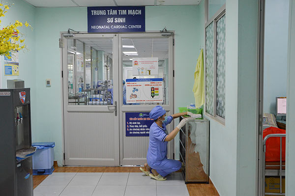 Pan Services vệ sinh tại bệnh viện Nhi TW
